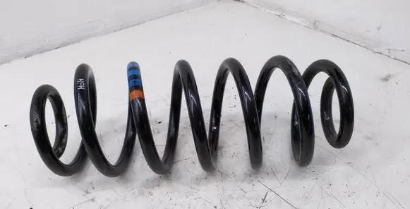 Audi A3 S3 A3 Sportback 8P Rear coil spring