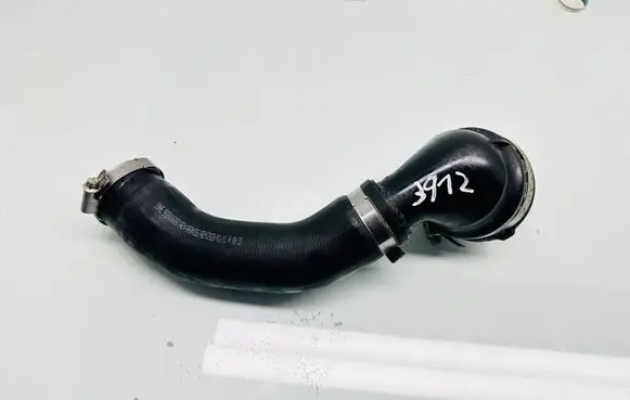 Intercooler hose/pipe
