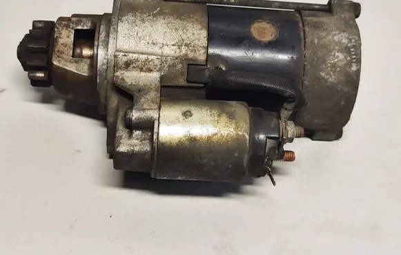 Nissan X-Trail T30 Starter motor M008T71471