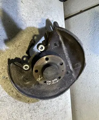 Audi A4 S4 B8 8K Rear wheel hub