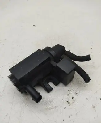 BMW 5 E60 E61 Turbo solenoid valve 70206301 11747805391