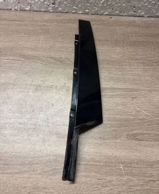 Audi A6 C7 Front door glass trim molding 4G0837901