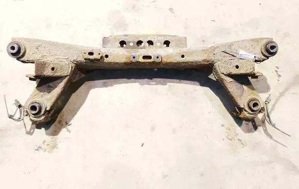 Toyota Avensis T250 Rear subframe 