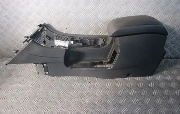 Ford Mondeo MK IV Center console 7S71A045A20
