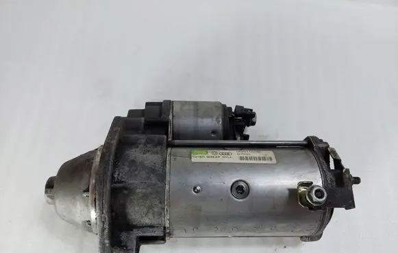Audi A4 S4 B6 8E 8H Starter motor 068911024E