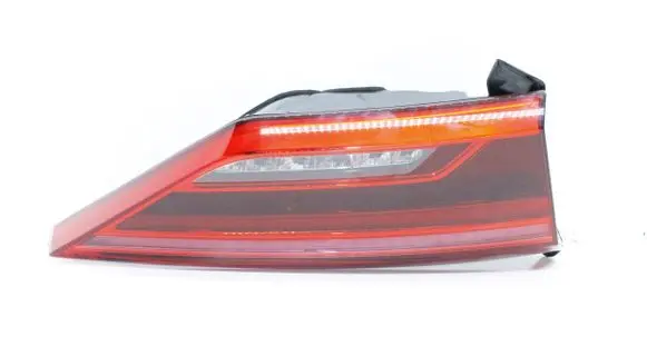 Audi Q3 F3 Tailgate rear/tail lights 83A945093A