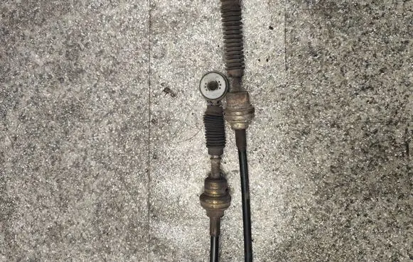 Renault Master II Gear shift cable linkage 7700314710