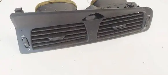 Volvo V70 Dash center air vent grill 3409374
