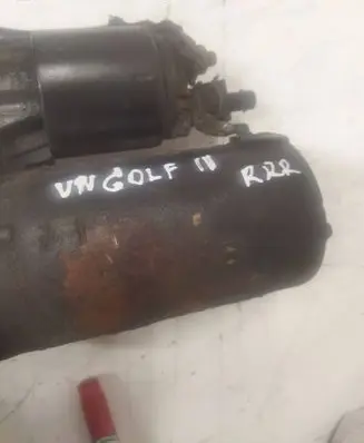 Volkswagen Golf IV Starter motor 001125012