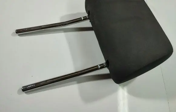 Audi A3 S3 8P Front seat headrest 