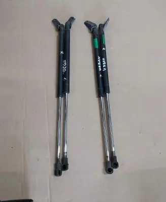 Toyota Urban Cruiser (XP110) Tailgate strut 