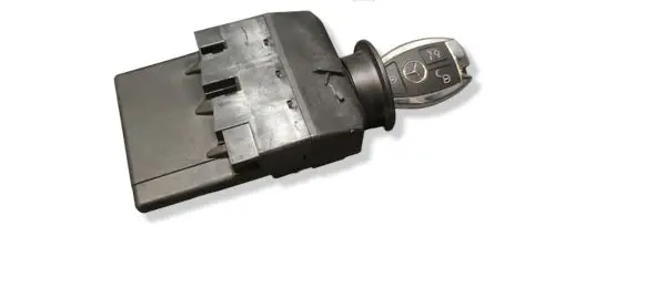 Mercedes-Benz C W203 Ignition lock 2035450608 33002155 9009559700206144