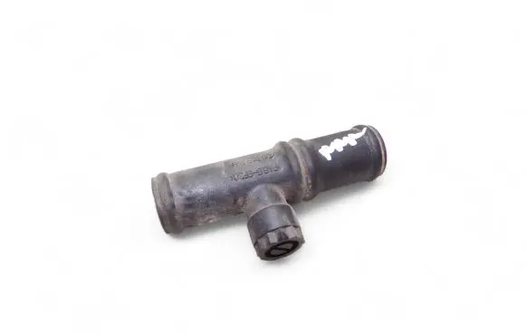 Audi A8 S8 D2 4D Engine coolant pipe/hose 4D0819159
