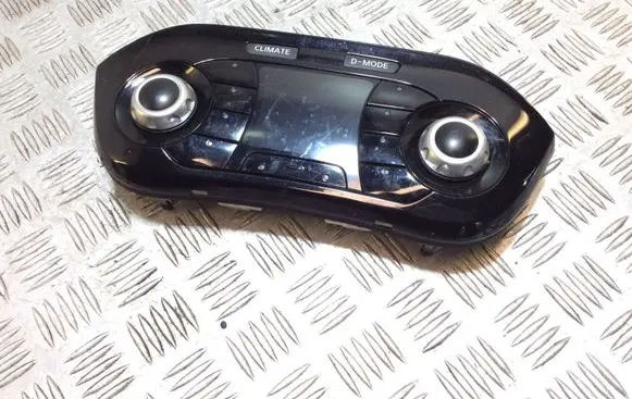 Nissan Juke I F15 Climate control unit 248451KG0A