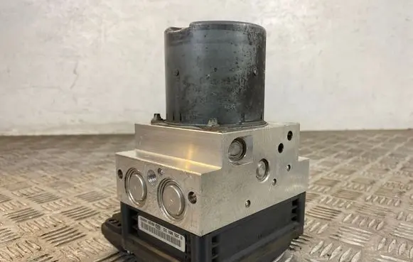 Mercedes-Benz E W211 ABS Pump A2114311712 0265250223