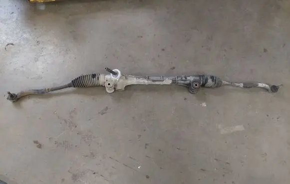 Toyota Yaris Steering rack F800000672