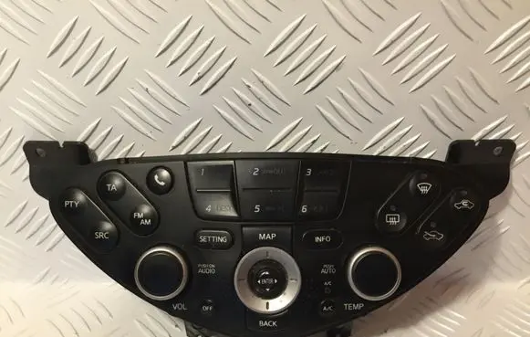 Nissan Primera Climate control unit 28395AV621