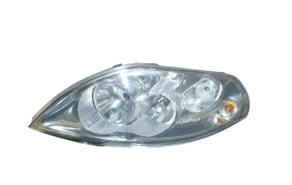 Renault Master III Headlight/headlamp 260108402R