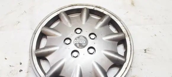 Volvo S40, V40 R15 wheel hub/cap/trim 