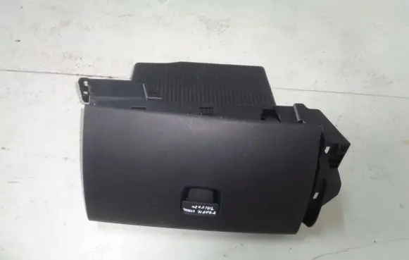 Opel Vivaro Glove box 41204204052
