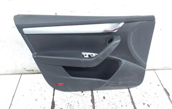 Skoda Octavia Mk3 (5E) Front door card panel trim 5E1867011
