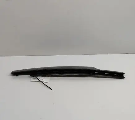 Audi Q7 4M Front door glass trim molding 4M0837901