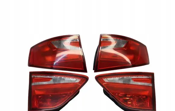Seat Toledo IV (NH) Rear/tail lights set 6JH945096E