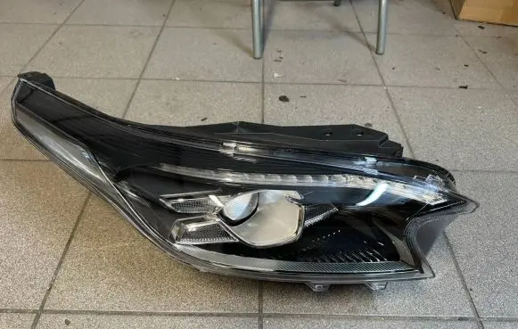 KIA Xceed Headlight/headlamp J792122080 20190410 J7921-22080