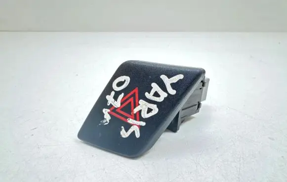 Toyota Yaris Hazard light switch 843320D010 2528