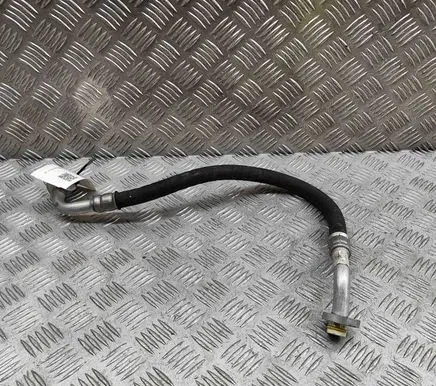 Air conditioning (A/C) pipe/hose