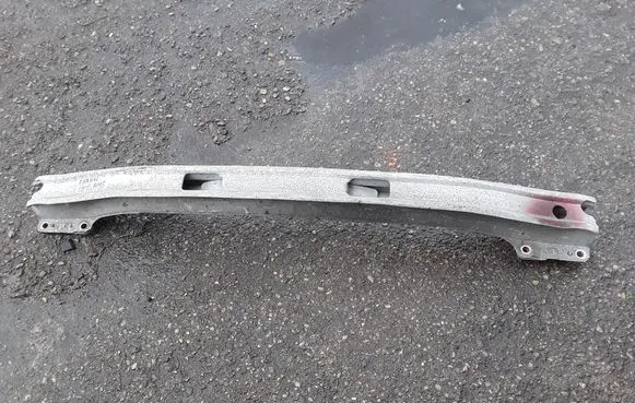 Citroen C4 I Picasso Rear bumper cross member 9652943580
