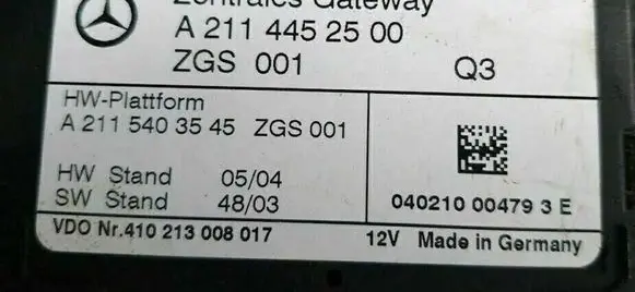 Mercedes-Benz E W211 Door central lock control unit/module A2114452500