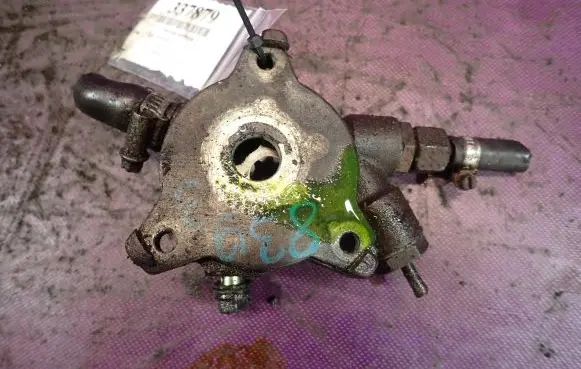 Opel Astra H Vacuum pump