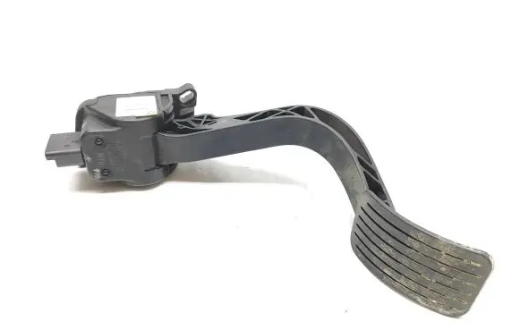 Citroen DS5 Accelerator throttle pedal 86ET190587058 0587058 86T190587058