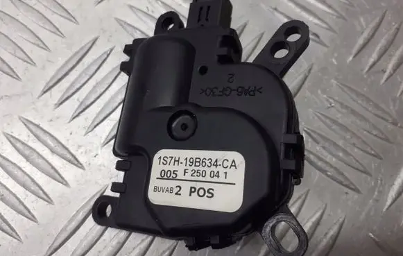 Ford Focus A/C air flow flap actuator/motor 1S7H-19B634-CA