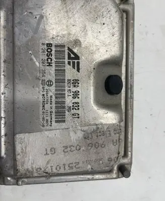 Volkswagen Sharan Engine control unit/module ECU 06A906032GT
