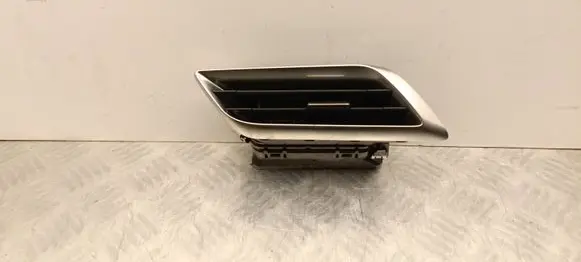 Peugeot 5008 II Dashboard air vent grill cover trim 9815415780