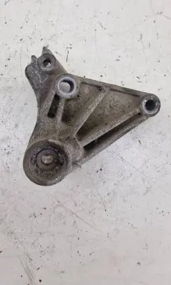 Renault Megane I Gearbox mounting bracket 7700419412