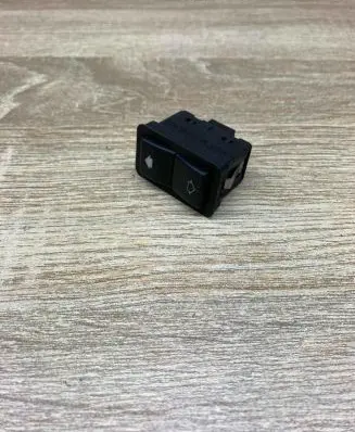 BMW 5 E39 Electric window control switch 8368974