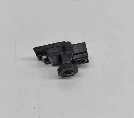 Ford Kuga III Oil temperature sensor ML3H19E907AB