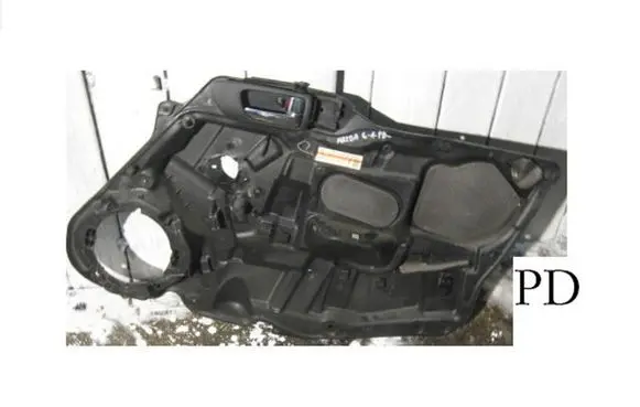 Mazda 6 Front door window/glass frame 