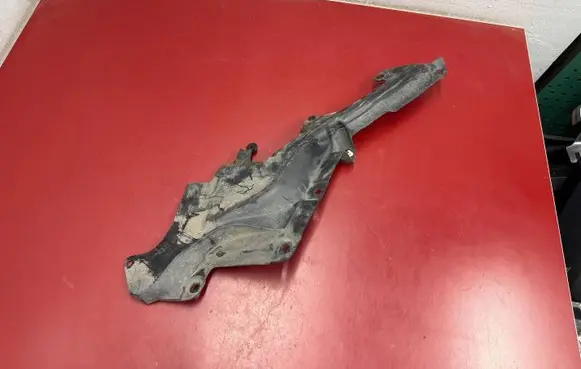 BMW X1 U11 Side bottom protection 9465837 51759465837
