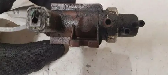 Volvo V50 Turbo solenoid valve 70096802 9652570180