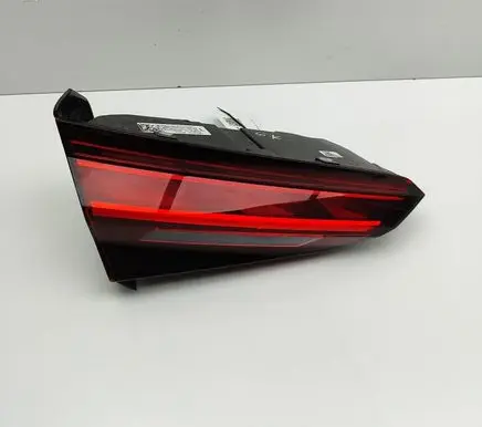 Audi A5 Tailgate rear/tail lights 8W6945093AA