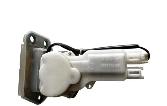 Suzuki SX4 Tailgate/trunk/boot lock/catch/latch B6765