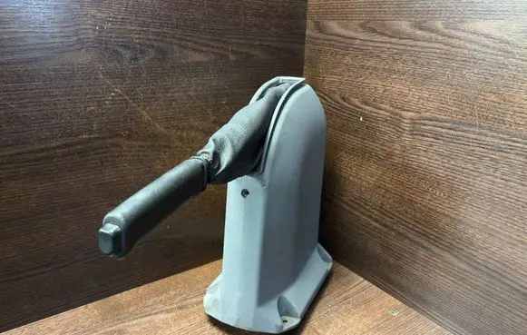 Iveco Daily 3rd gen Handbrake/parking brake lever assembly 504135616 3800119