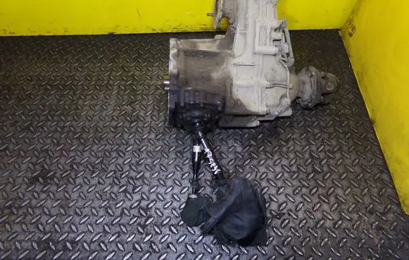 Ford Ranger Gearbox transfer box case ZL00A 17SP36