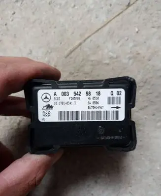 Mercedes-Benz C W203 ESP acceleration yaw rate sensor A0035429818