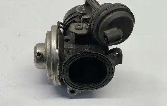 Skoda Octavia Mk1 (1U) EGR valve 038129637B