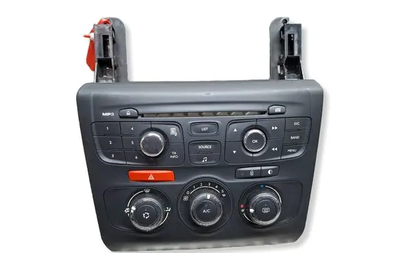 Citroen DS4 Climate control unit S26279342 9666395977